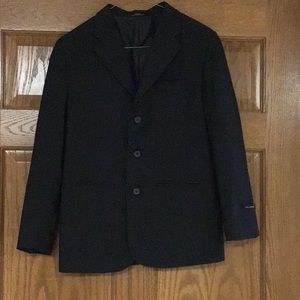 Boys VanHuesen suit 14